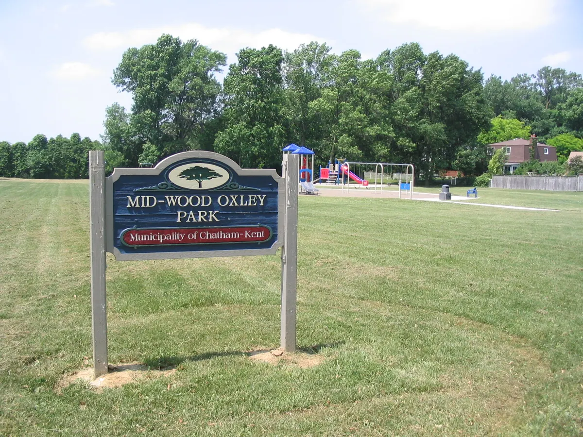 Midwood Oxley Park
